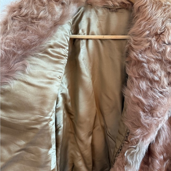 Vintage Fur Coat - Picture 5 of 10